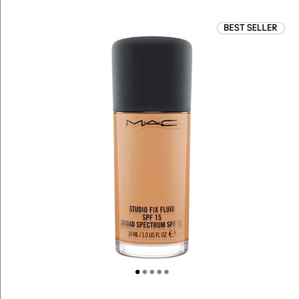 MAC studio fix fluid foundation